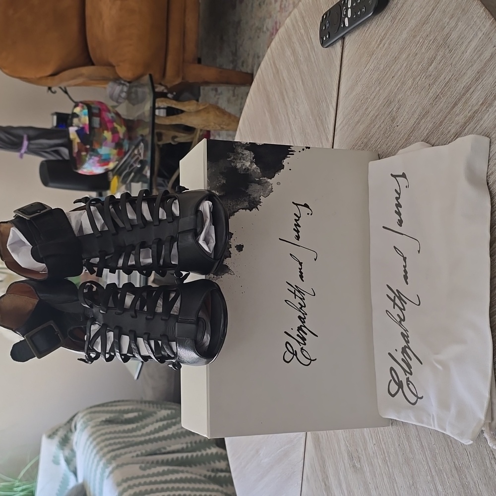 Elizabeth and James Leather High Heels - Picture 2 of 11